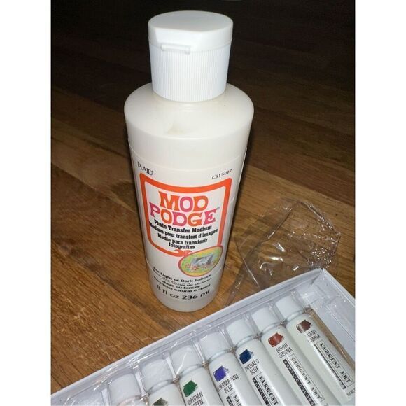 Crafters Paint Finger paint Acrylic Mod Podge - Picture 3 of 5